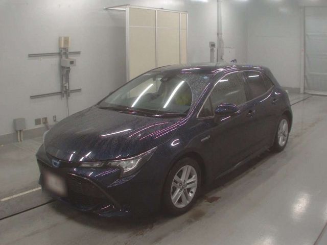 40126 Toyota Corolla sport ZWE211H 2018 г. (CAA Tokyo)